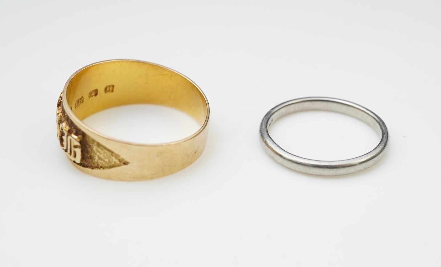 A collection of jewels, 19th/early 20th century